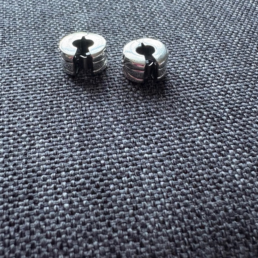 Set of Pandora Bracelet clips - Picture 3 of 3
